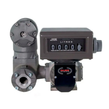 O Medidor Mecânico Fill-Rite MIX-50082 possui corpo robusto em alumínio anodizado cinza, com um visor digital de cinco dígitos que exibe a medição em litros. À esquerda, destaca-se a estrutura do filtro e eliminador de ar. No centro, o logotipo da Fill-Ri